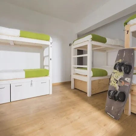 Kite Hostel *