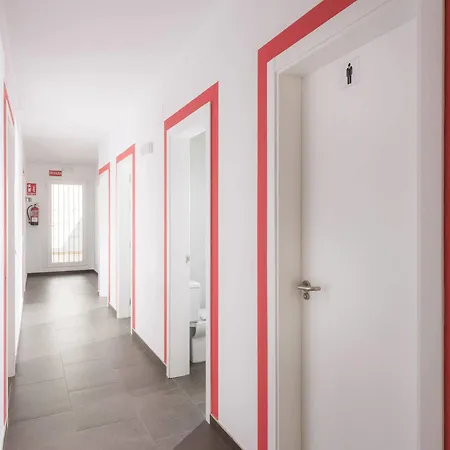 Kite Hostel *